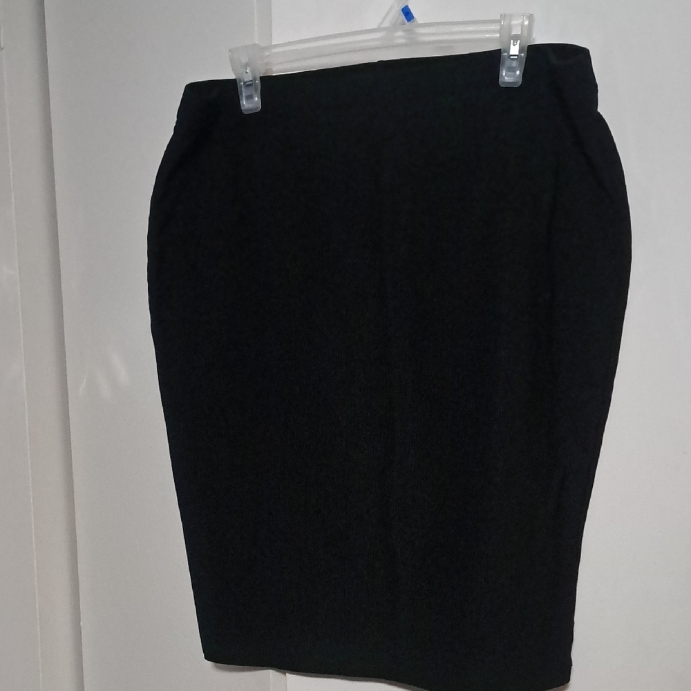 Forever 21 Black Knee-Length Pencil Skirt for Work